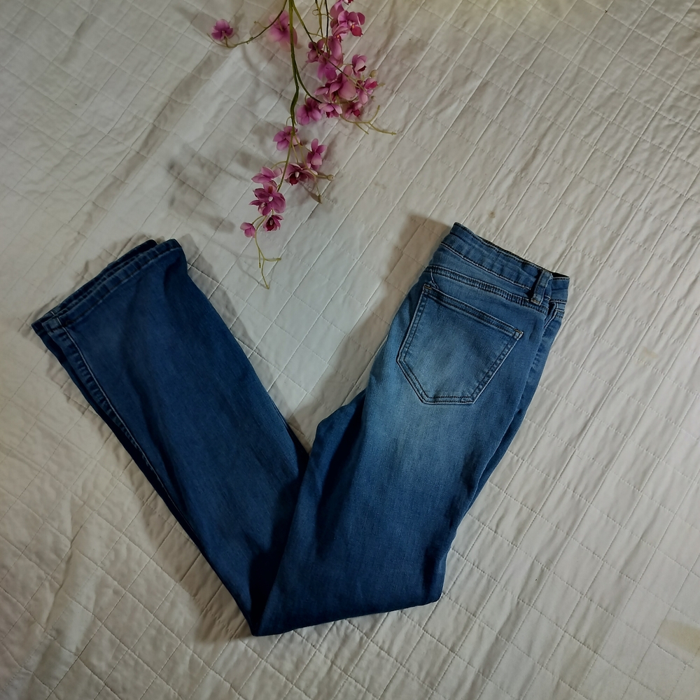 Rue21 Distressed Blue Boyfriend Jeans - Picture 2 of 5